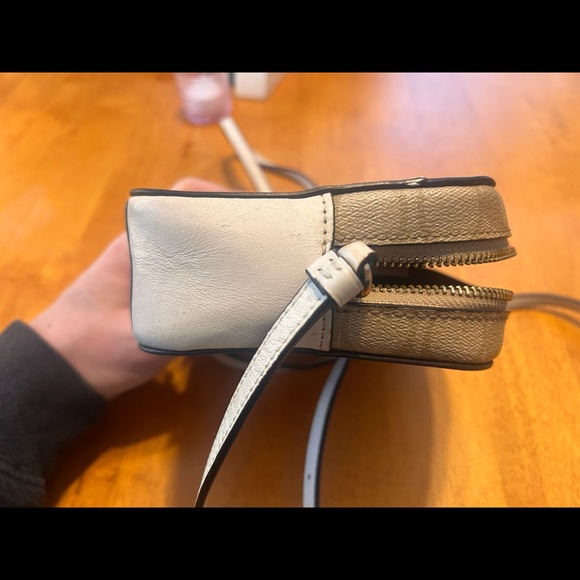 Coach Mini Jamie Camera Bag In Gold/Sand/Chalk - Picture 2 of 6